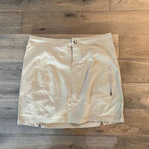 Columbia Pants - Columbia Sportswear Women's Omni-Shield Skort Tan Size 12